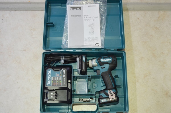 美品 makita マキタ TD111DSHX 充電式インパクトドライバ 10.8V 1.5Ah