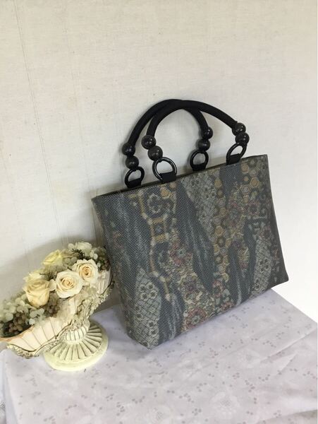 花ぷらら・シンプルで使いやすい・・洋服でも着物でも使える・ハンドメイド・リメイク・大島紬・カバン・トートバッグ・428