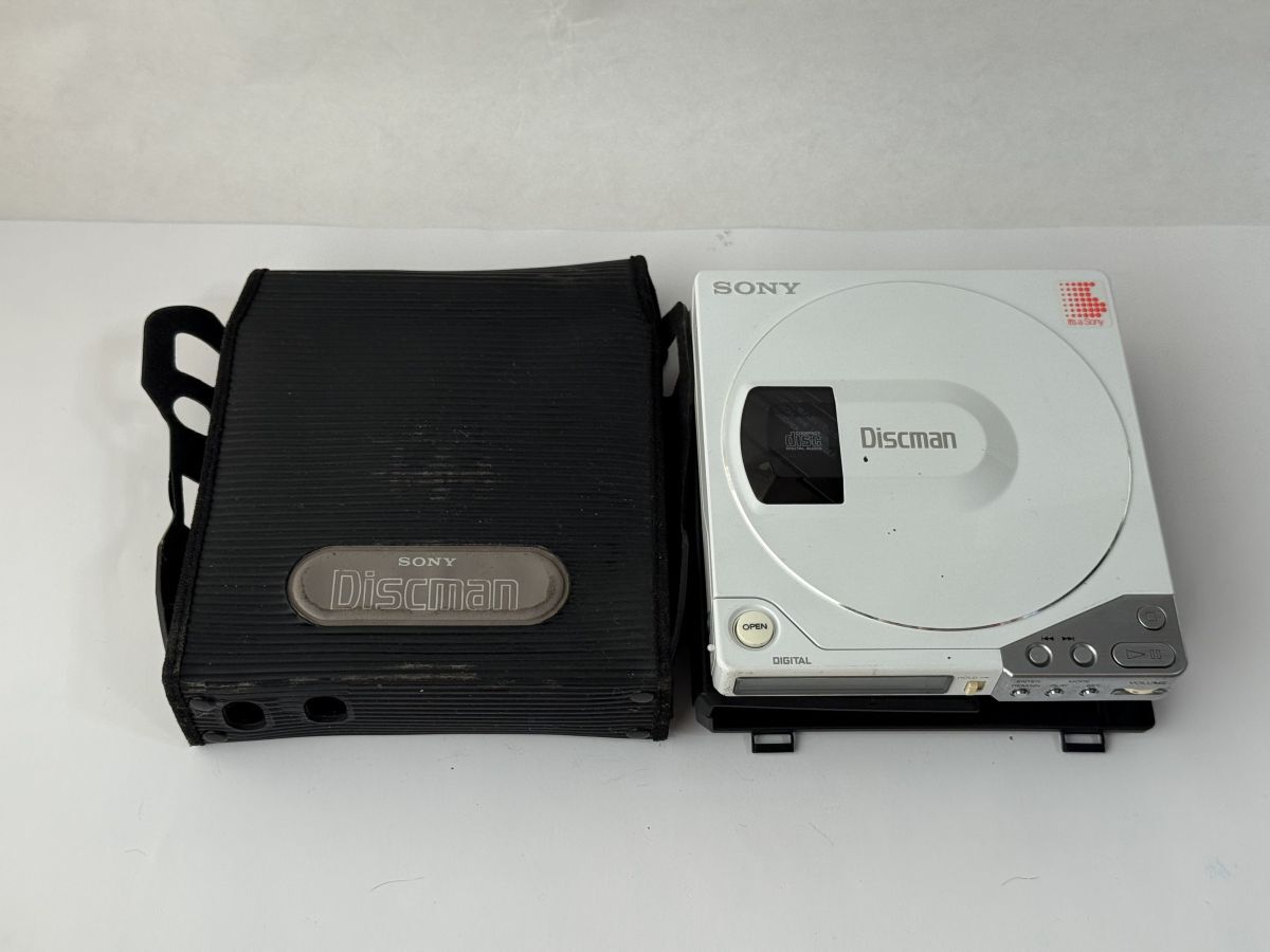 【ジャンク】SONY Discman ポータブルCDプレーヤーD-150 希少 Yahoo!オークション -「sony d150」の落札相場・落札価格
