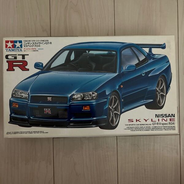 タミヤ 1/24 プラモデル ニッサン スカイライン GT-R Vスペック R34 未組立
