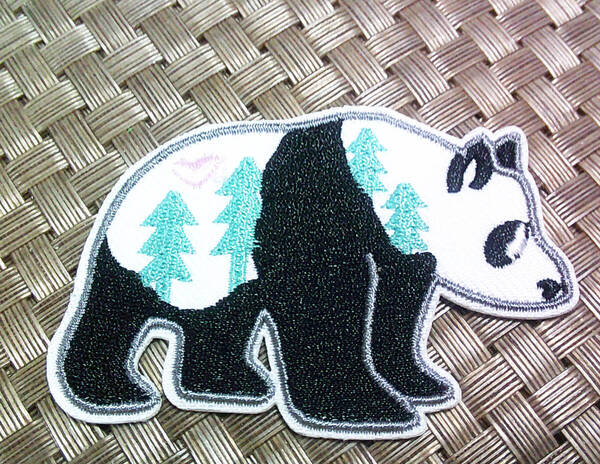 《萌森林熊猫》◆新品 パンダ 森林 萌え 刺繍ワッペン(パッチ)■サバゲー ミリタリー ファッション■洋服・衣類・衣服DIY■