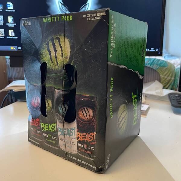 【国内未発売】MONSTER ENERGY THE BEAST UNLEASHED アルコール入り 4種類 12本パック モンスターエナジー ザ ビースト