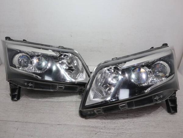 キレイ 破損なし 後期 【コーティング済】 LED 迅速発送 100-51094 管理BR63-10 ムーブカスタム LA100S LA110S ヘッドライト 左右