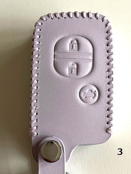 牛革ぴったり収まる プリウスα スマートキーケース プラド パステルパープル色3