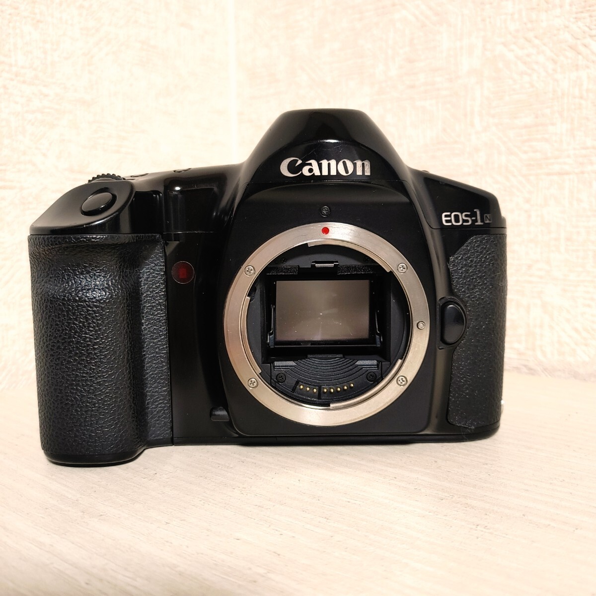 ジャンク Canon EOS-1N フィルムカメラ Yahoo!オークション -「eos-1n」の落札相場・落札価格