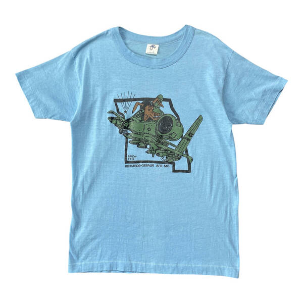 古着 USA製 80S リチャーズゲバウアー記念空港 Tシャツ 戦闘機 ヴィンテージ プリント ライトブルー 水色 メンズL シングルステッチ BA3930