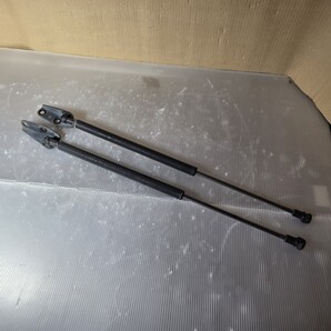 送料込み DBA-HE22S ラパン 純正 リアゲートダンパー バックドアダンパー トランクダンパー