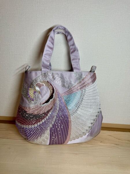 手提げトートショルダー2wayバッグ 帯リメイク 丸型 大きめ ハンドメイド 鳳凰柄 ポケット付き ハンドメイド 一点物 薄紫に銀糸