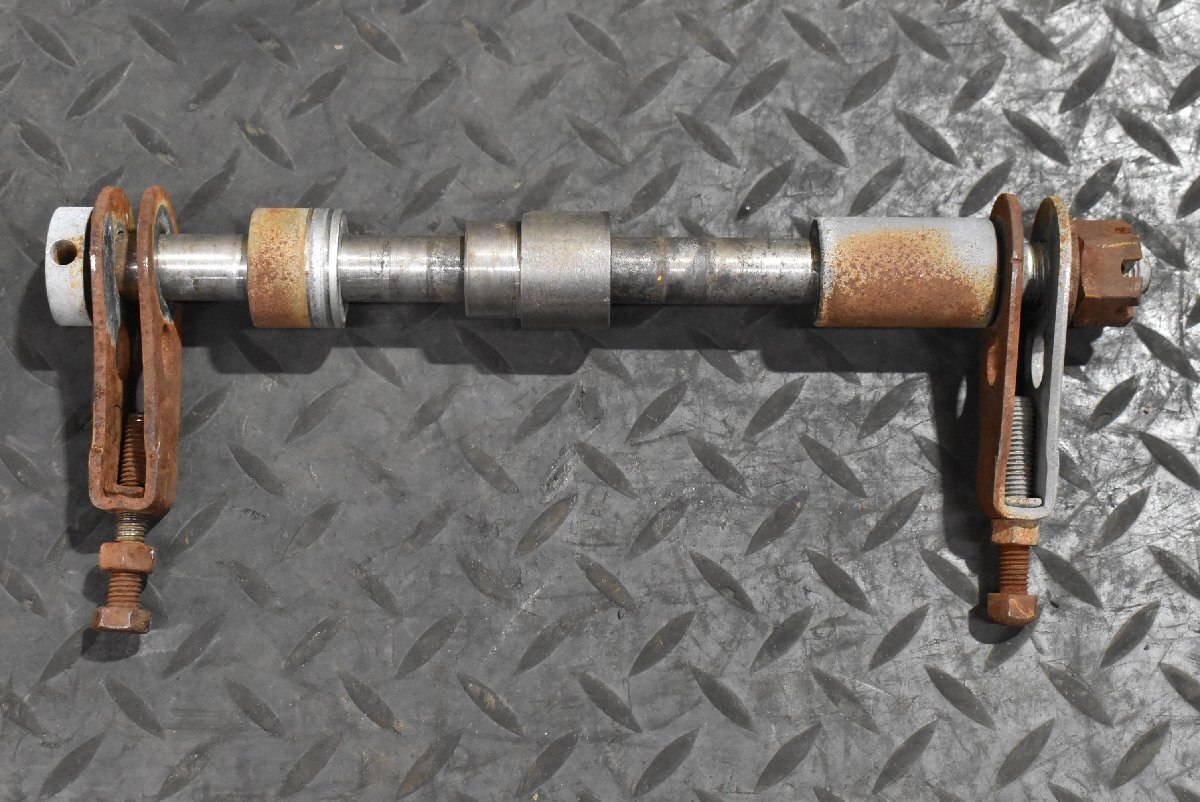 Yahoo!オークション -「(gsx250e 400e ザリ ゴキ)」(アクスル