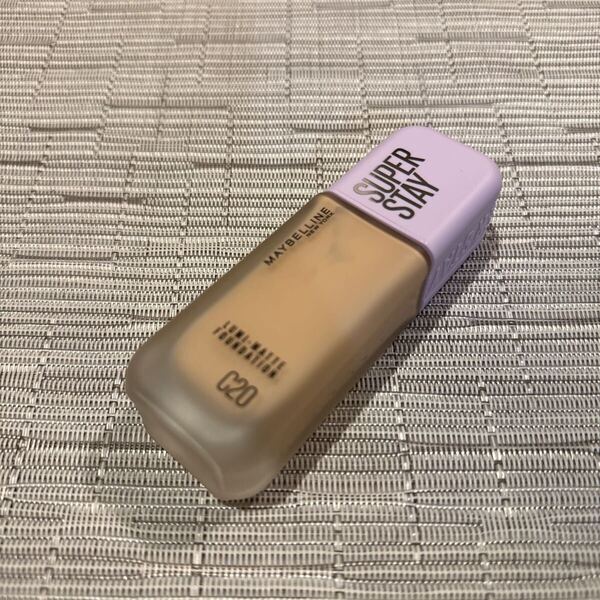 匿名発送 未開封 送料込 メイベリン SPステイ ルミマット リキッド ファンデーション C20 35ml
