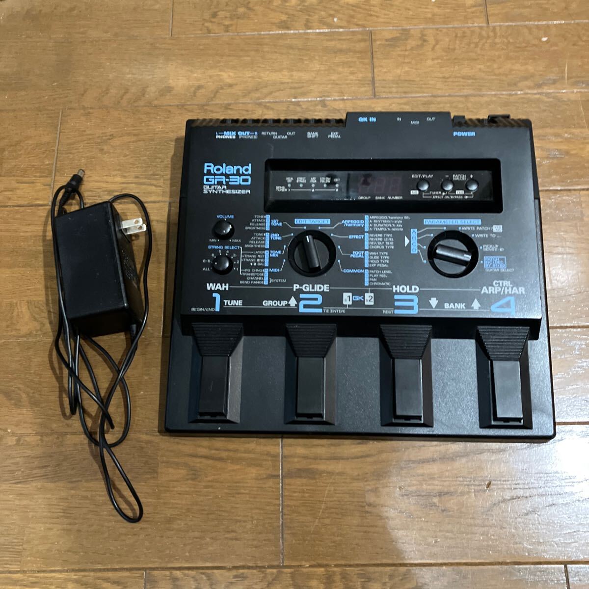 Roland GR-30 ACアダプター付き➕エフェクターケース Yahoo!オークション -「roland gr-30」の落札相場・落札価格