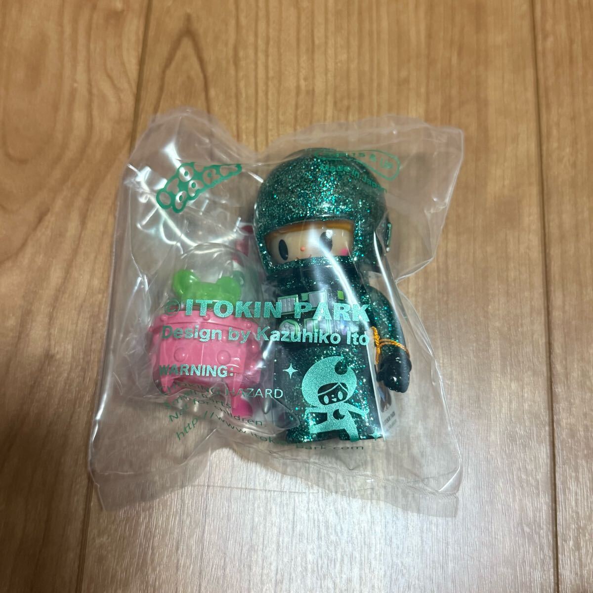 新品イトキンパーク 宇宙飛行士 A ITOKIN PARK ソフビ sofvi Yahoo!オークション -「itokin park」の落札相場・落札価格