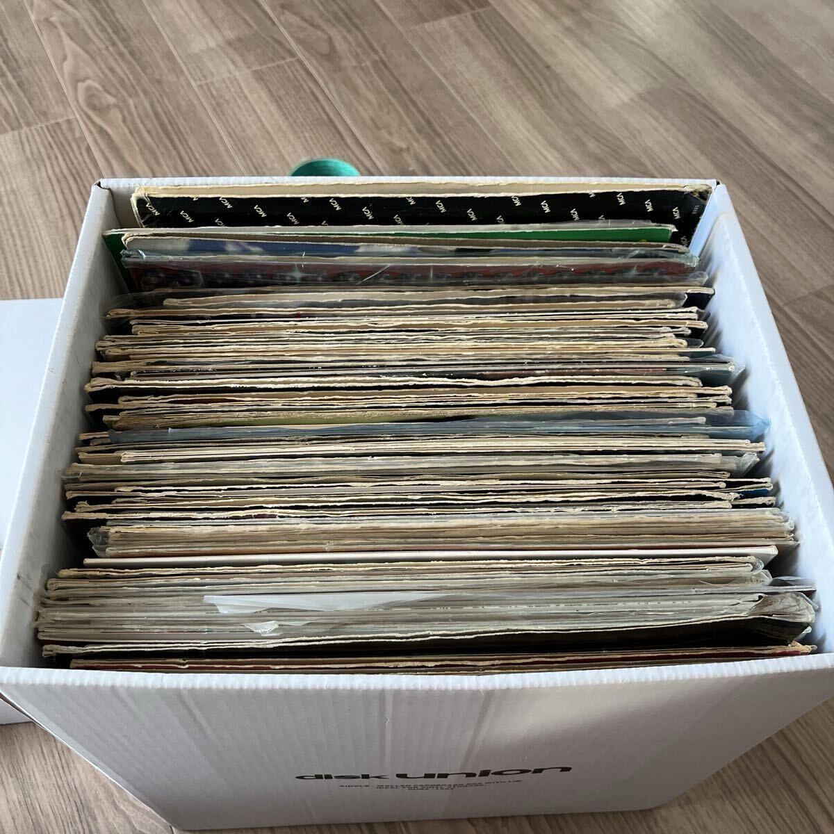 レコードまとめてヒップホップ、R&B約50枚セット！中身はお楽しみ！ レコードまとめてヒップホップ、R&B約50枚セット！中身はお