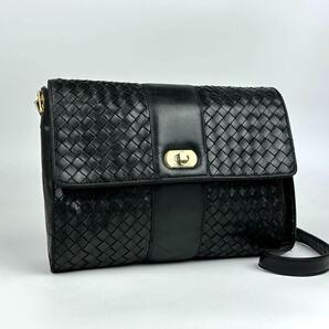 美品■BOTTEGA VENETA ボッテガヴェネタ イントレチャート ショルダーバッグ ターンロック ゴールド金具 ラムレザー ブラック VINTAGE