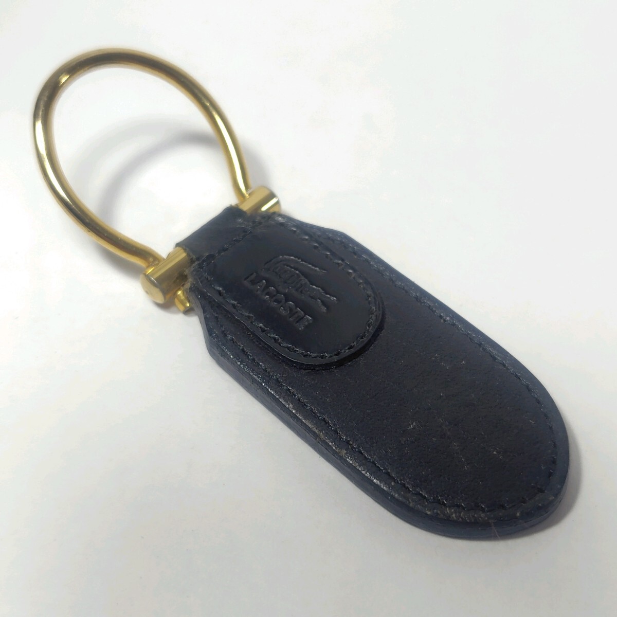 LACOSTE　本革　キーホルダー　ブラック/ゴールド系　ラコステ キーリング