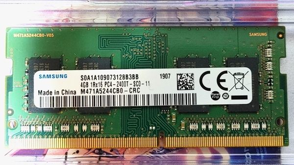 【動作確認済】SAMSUNG 4GB DDR4-2400T PC4-2400T PC4-19200T ノートパソコン用 JEDEC準拠 CL=16 当たりチップ SO-DIMM