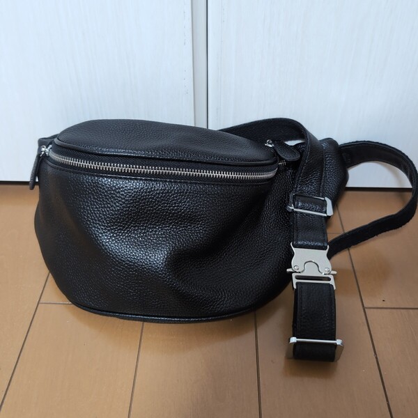 TIDING タイディング ボディバッグ ウエストバッグ レザー