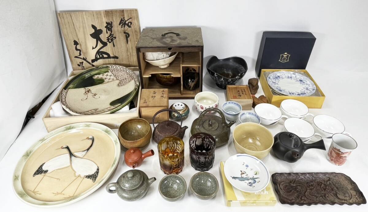 茶道具　香炉【日展作、文部大臣賞 】九谷焼陶芸家　木田弘之　香炉　彩釉瑞鳥 Amazon.co.jp: 日展作、文部大臣賞 九谷焼陶芸家 木田弘之 香炉