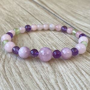 真実の愛を引き寄せる パワーストーン/クンツァイト・ローズクォーツ・プレナイト