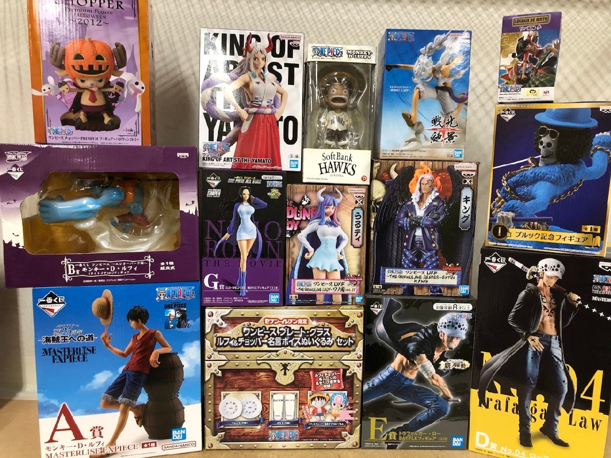 【ワンピース】プライズフィギュア まとめ売り 43点 Yahoo!オークション -「ワンピース フィギュア まとめ」の落札