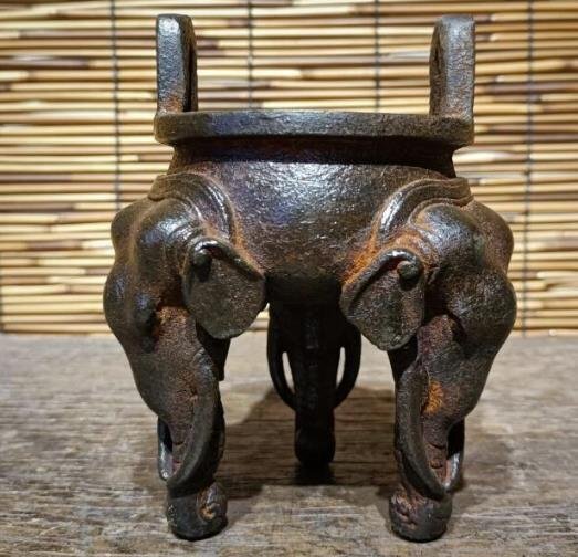 鉄器 鉄製 象脚炉 香炉 装飾品 現代工芸品 美術品 置物 2025年最新】Yahoo!オークション -象 香炉の中古品・新品・未