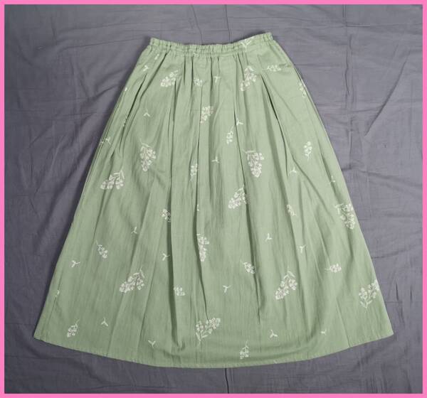 CV‐⑬☆春夏秋☆新品☆送料込み☆即決☆ナチュラル系☆綿麻混☆スカート☆Mサイズ☆ライトグリーン☆植物柄