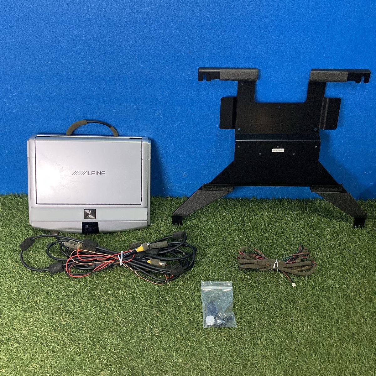 【美品】ALPINE10.2インチ モニターTMX-R2200 動作確認済み アルパイン TMX-R2200MG オークション比較 - 価格.com