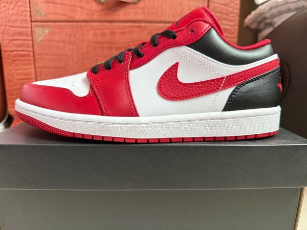 送料無料 新品未使用 Nike Air Jordan 1 Low White/Gym Red/Black ナイキ エアジョーダン1 ロー 国内正規品 メンズ26cm
