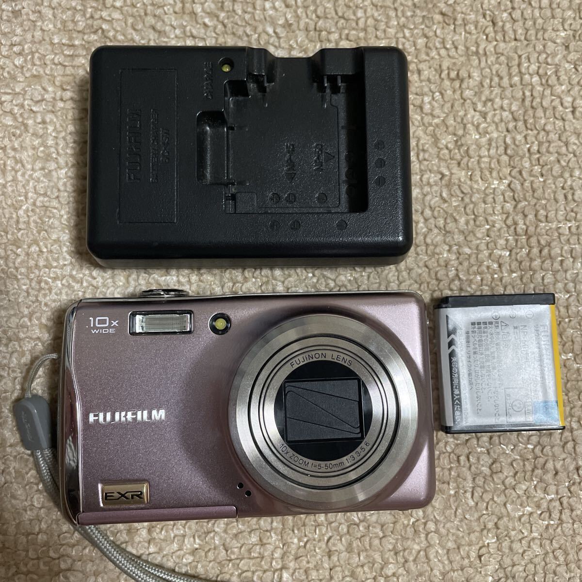 極美品☆FUJIFILM FinePix F80 EXR デジカメ 81wGx-ERXqL._AC_SY200_QL15_.jpg