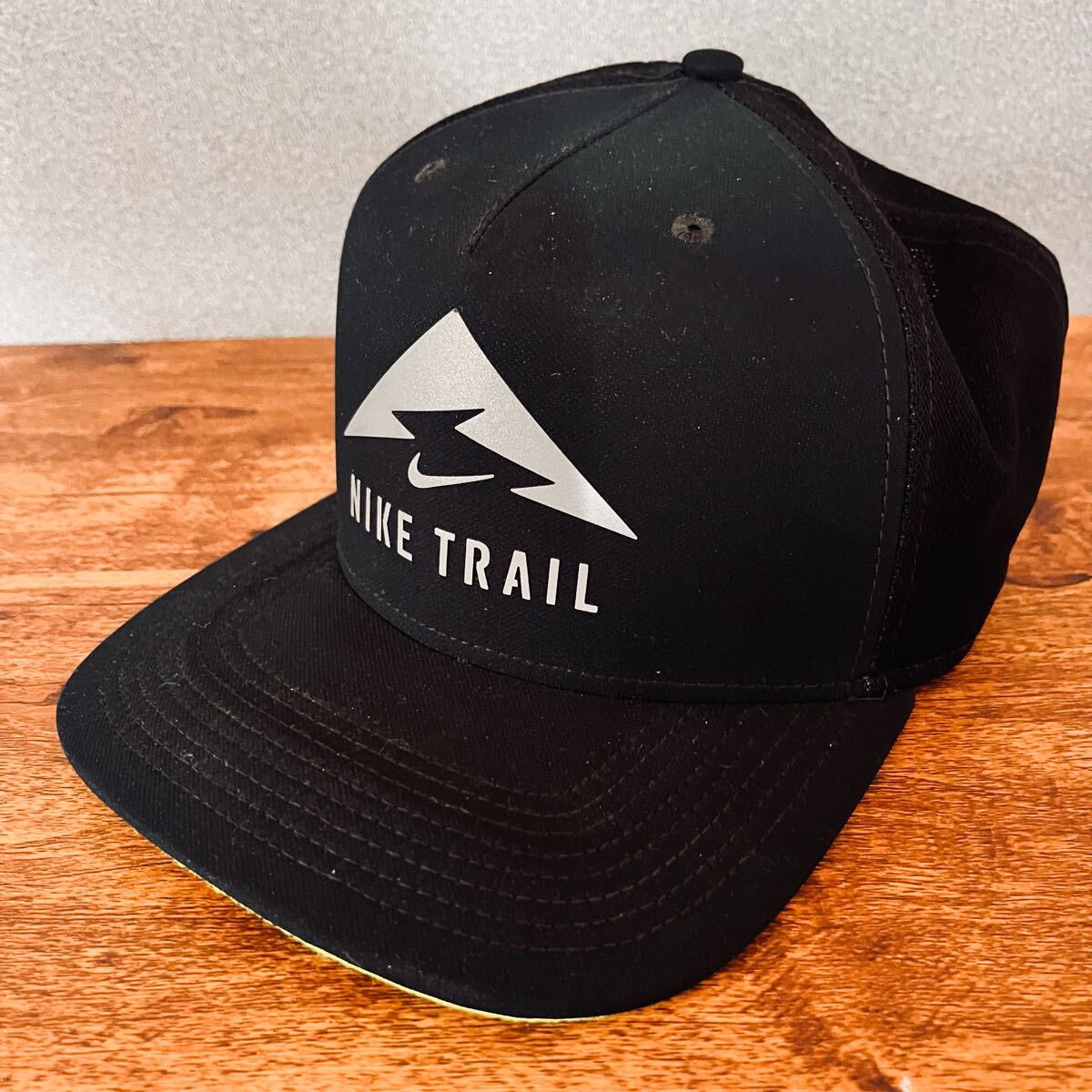 完売品NIKE TRAIL メッシュキャップ NIKE TRAIL ナイキトレイルランニングキャップ メッシュキャップ