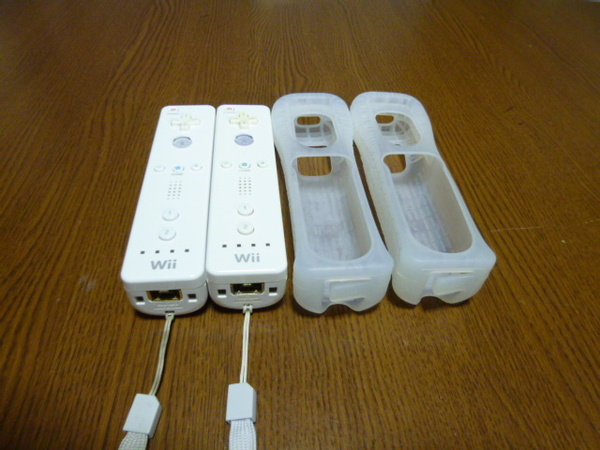 RSJ031【送料無料】Wii リモコン ジャケット ストラップ 2個セット ホワイト 白 (動作良好 クリーニング済)