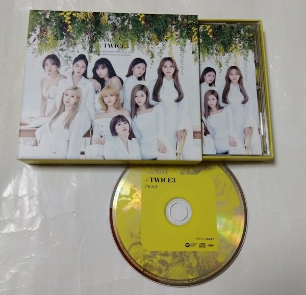 送料込み TWICE トゥワイス CD フォトブック 3rd BEST ALBUM ☆#TWICE3☆ 12曲 初回限定盤A K-POP