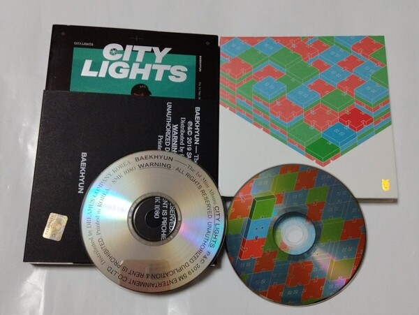 送料込み EXO-CBX チェンベクシ CD 2個セット ☆City Lights☆ (ベッキョンソロ) & ☆Blooming Days☆ 韓国盤 K-POP