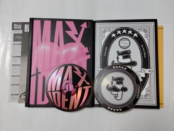 送料込み STRAY KIDS ストレイキッズ SKZ CD アルバム 2個セット ☆MAXIDENT☆ 8曲 & ☆5-STAR☆ 12曲 韓国盤 スキズ K-POP