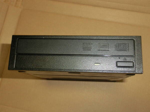 DVDスーパーマルチドライブ? LITE-ON Philips DH-16ACSH DVD+RW DVD-RAM対応 5インチ SATA 動作確認読み書き可能