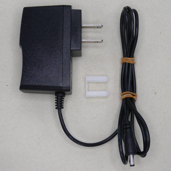送料無料 ZODA 株式会社 桑和 Li-ion チャージャー ACアダプター 充電器 14004 SW-084150 JET6523-61010-1005 センタープラス 8.4V 1500mA