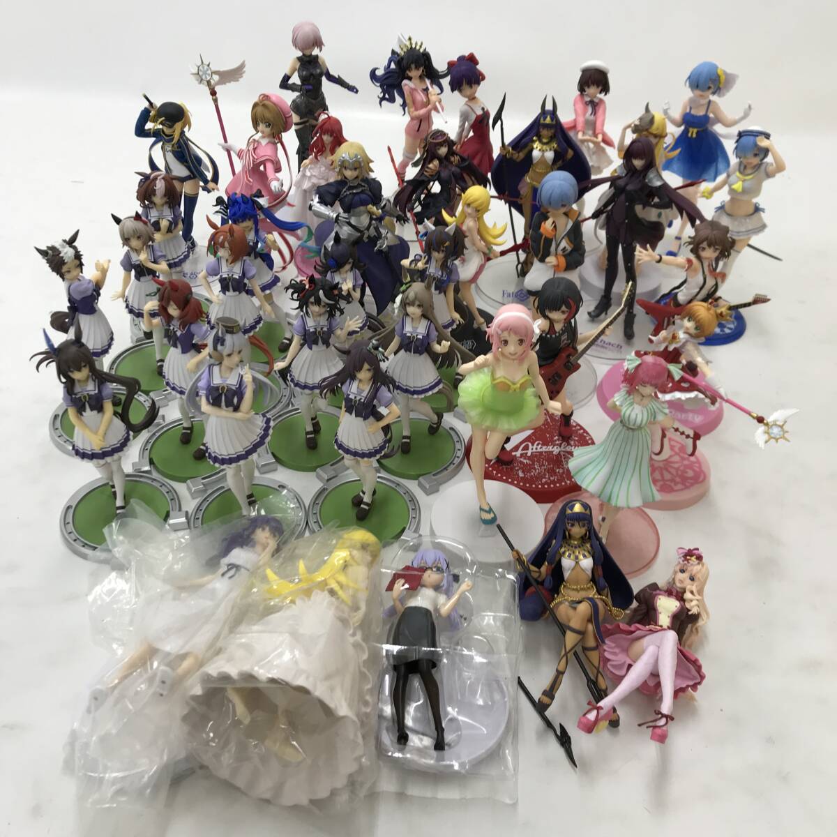 ウマ娘 フィギュア 26体 まとめ売り 美品 Yahoo!オークション -「ウマ娘 フィギュア」の落札相場・落札価格