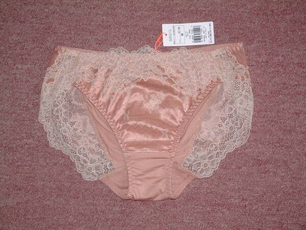 ★送料込み★定価1980円★トリンプ アモスタイル レギュラーショーツ グレイスフルシャイン AMST1375 Hikini JX M001 Mサイズ