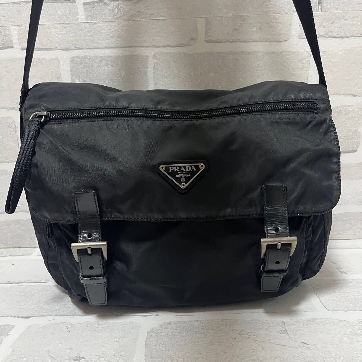 2025年最新】Yahoo!オークション -プラダ メッセンジャーバッグ