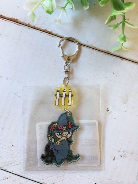ムーミン♪ 2連アクリルキーホルダー スナフキンとニョロニョロ 送料込み