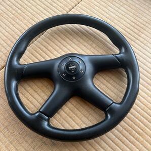 momo デイトナ? レザーステアリング 正規品 4スポーク 36パイ 小傷あり