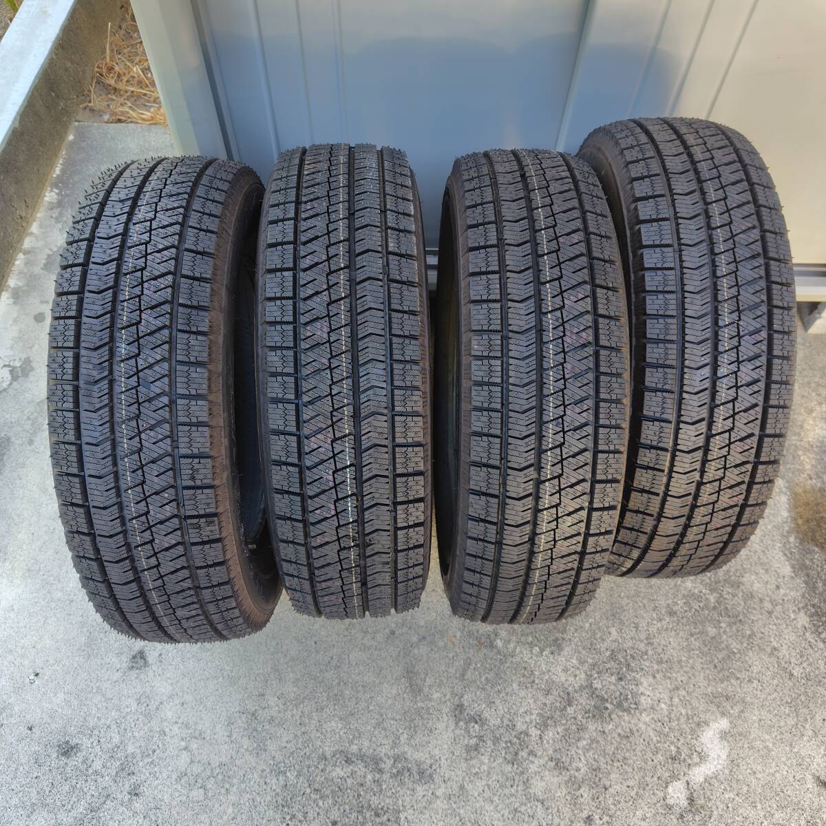 SAI-G ① 2本 185/65R15 VRX2 22年製 深溝セット! 2025年最新】Yahoo!オークション -185 65r15 vrx2の中古品・新品