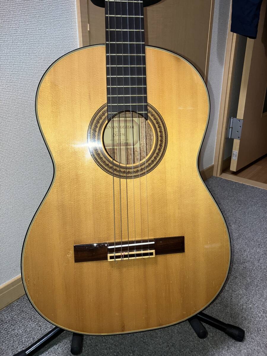 手工品クラシックギター 一本限りのお買い得クラシックギターが盛り沢山！】手工品モデル