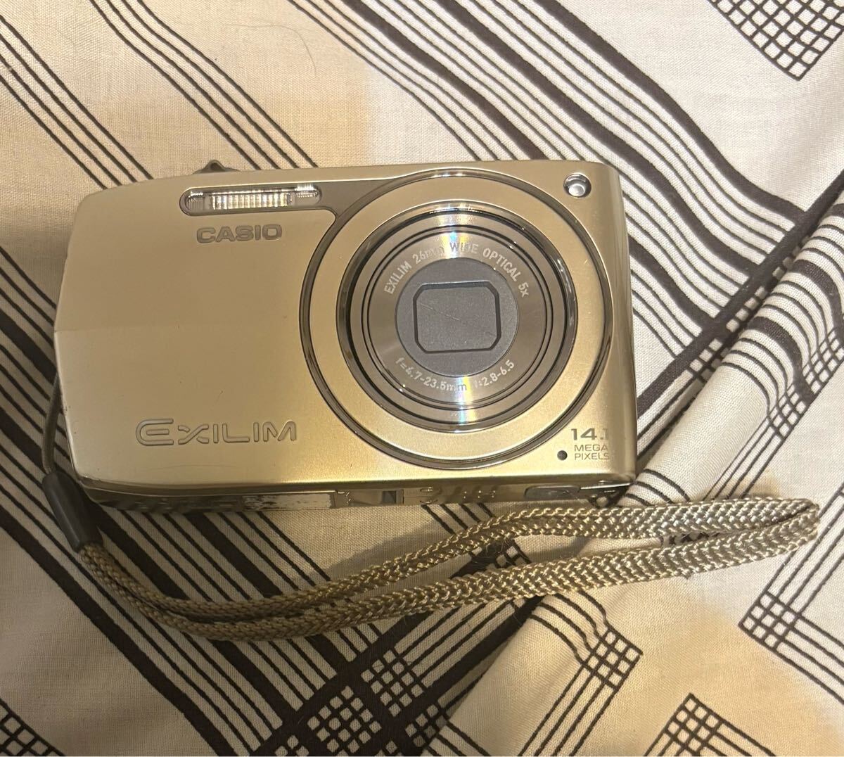 完動美品 カシオ CASIO EXILIM EX-Z2300 ブルー 返品保証 完動美品 カシオ CASIO EXILIM EX-Z2300 ブルー 返品保証 完動美品