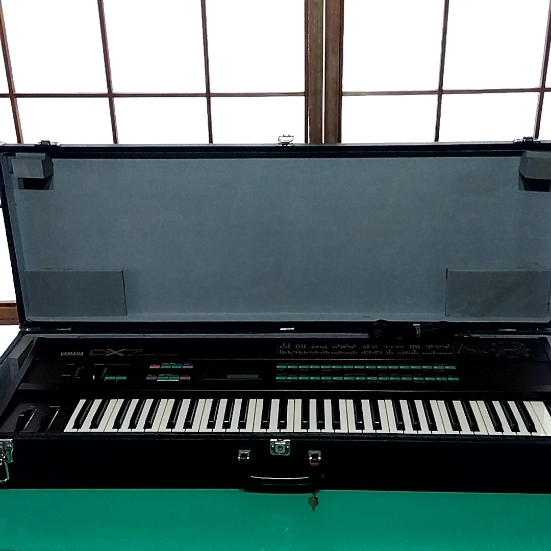YAMAHA DX シンセサイザー用 ハードケース Yahoo!オークション -「yamaha dx7 ケース」の落札相場・落札価格