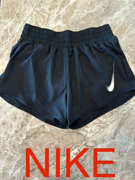 【新品同様】NIKE レディース ショートパンツ ショーツ ランニング