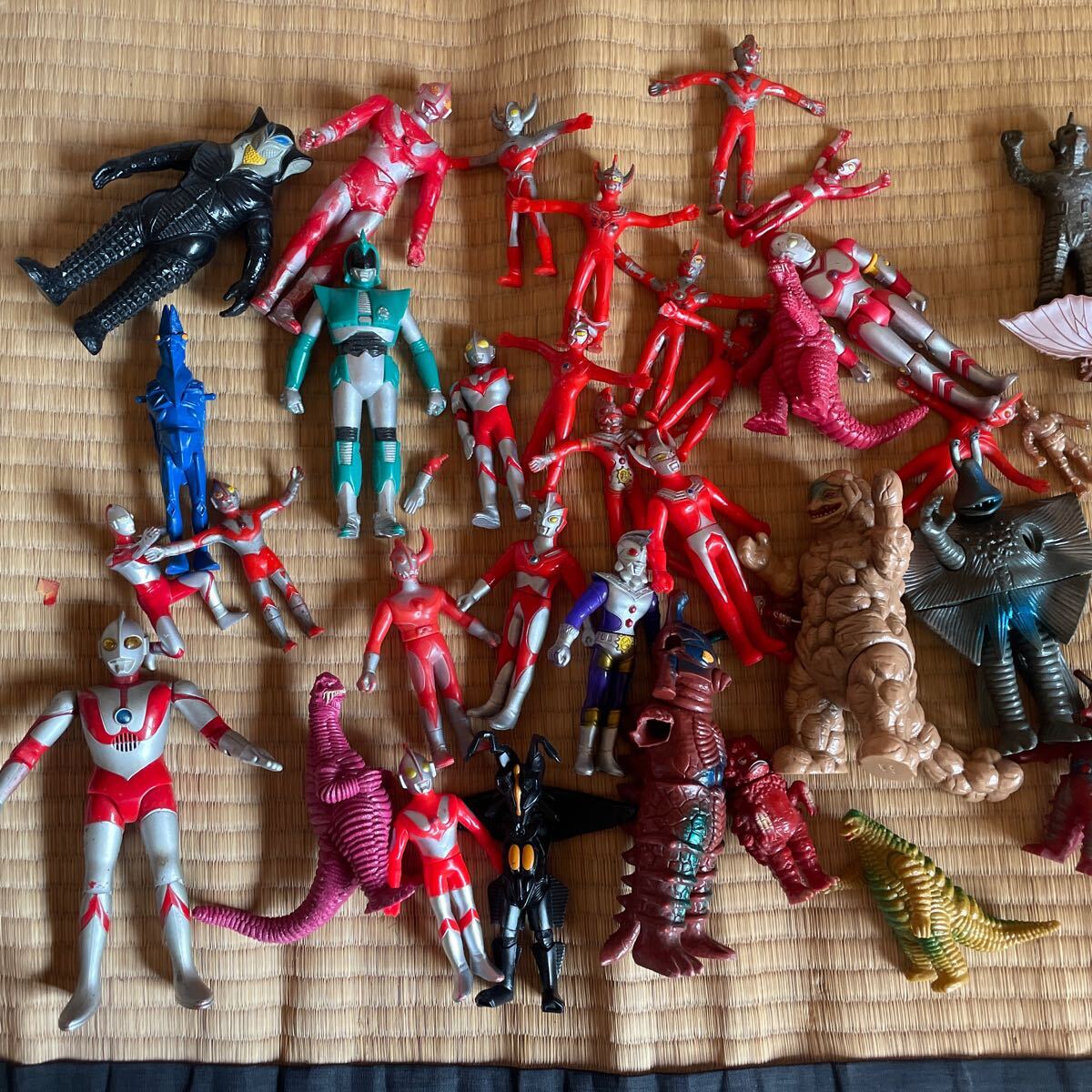 バンダイ ウルトラマン 怪獣セット Yahoo!オークション -「ウルトラマン怪獣セット」(ビンテージ