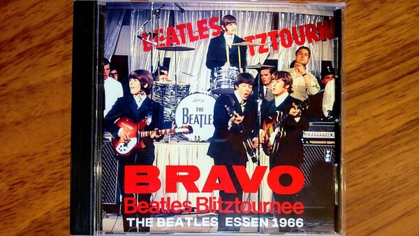 THE BEATLES 完全初登場 JOHN LENNON PAUL McCARTNEY GEORGE HARRISON RINGO STARR ジョン・レノン ポール・マッカートニー ビートルズ CD