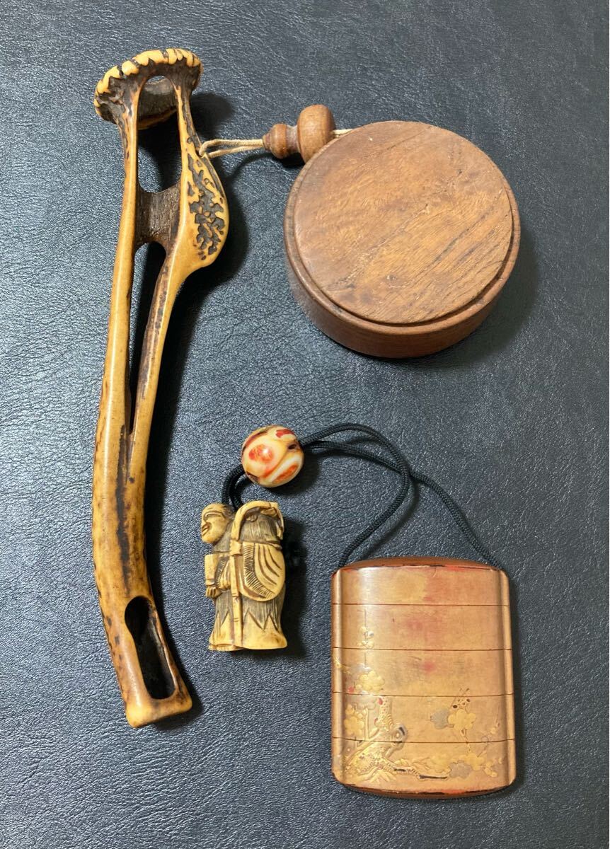 根付 昭和レトロ 人物彫刻 印籠 提げ物 時代物 天然素材 骨董 在銘箱付き Yahoo!オークション -「印籠」(アンティーク、コレクション) の