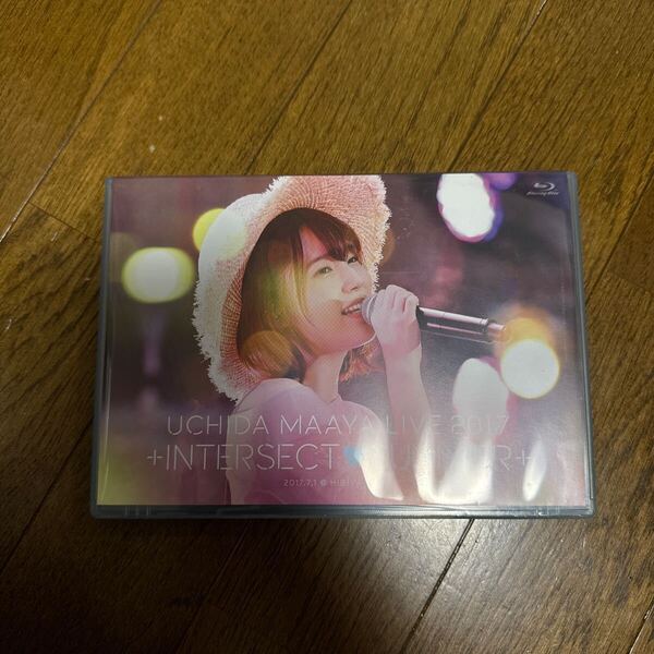【国内盤ブルーレイ】 内田真礼/UCHIDA MAAYA LIVE 2017 「+INTERSECT SUMMER+」 (2017/11/29発売)